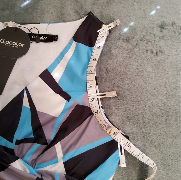 NWT!  CLOCOLOR WOMEN SHEATH DRESS  STRETCH SLEEVELESS SURPLICE V- NECKLINE SZ L - Picture 6 of 8